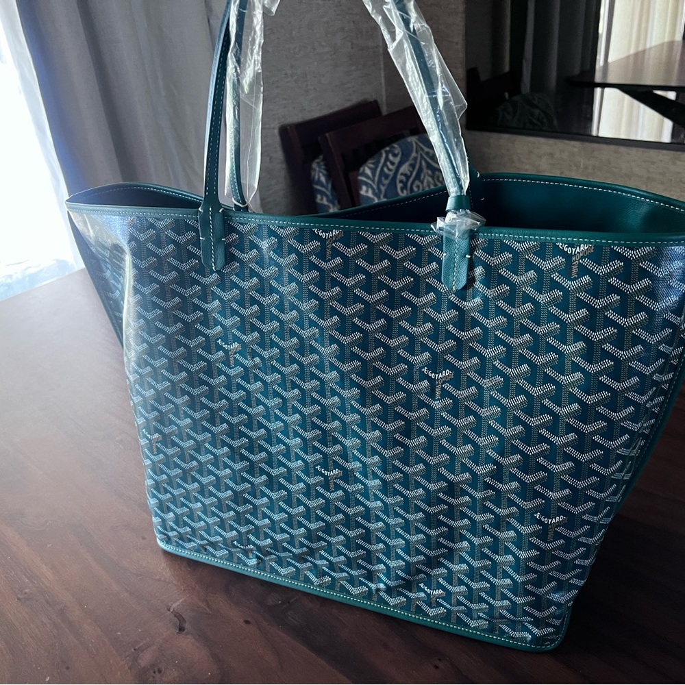 2025 Goyard Anjou GM Green